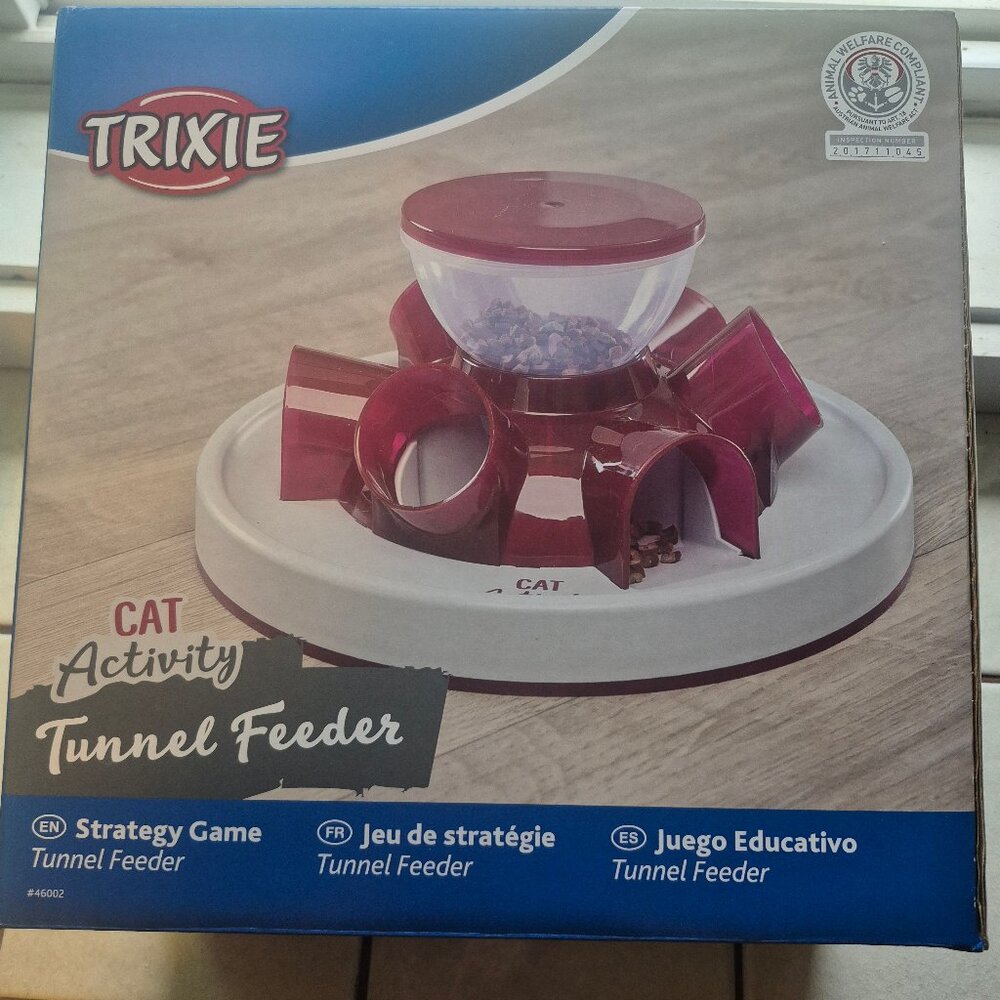 Trixie Cat Activity Tunnel Feeder